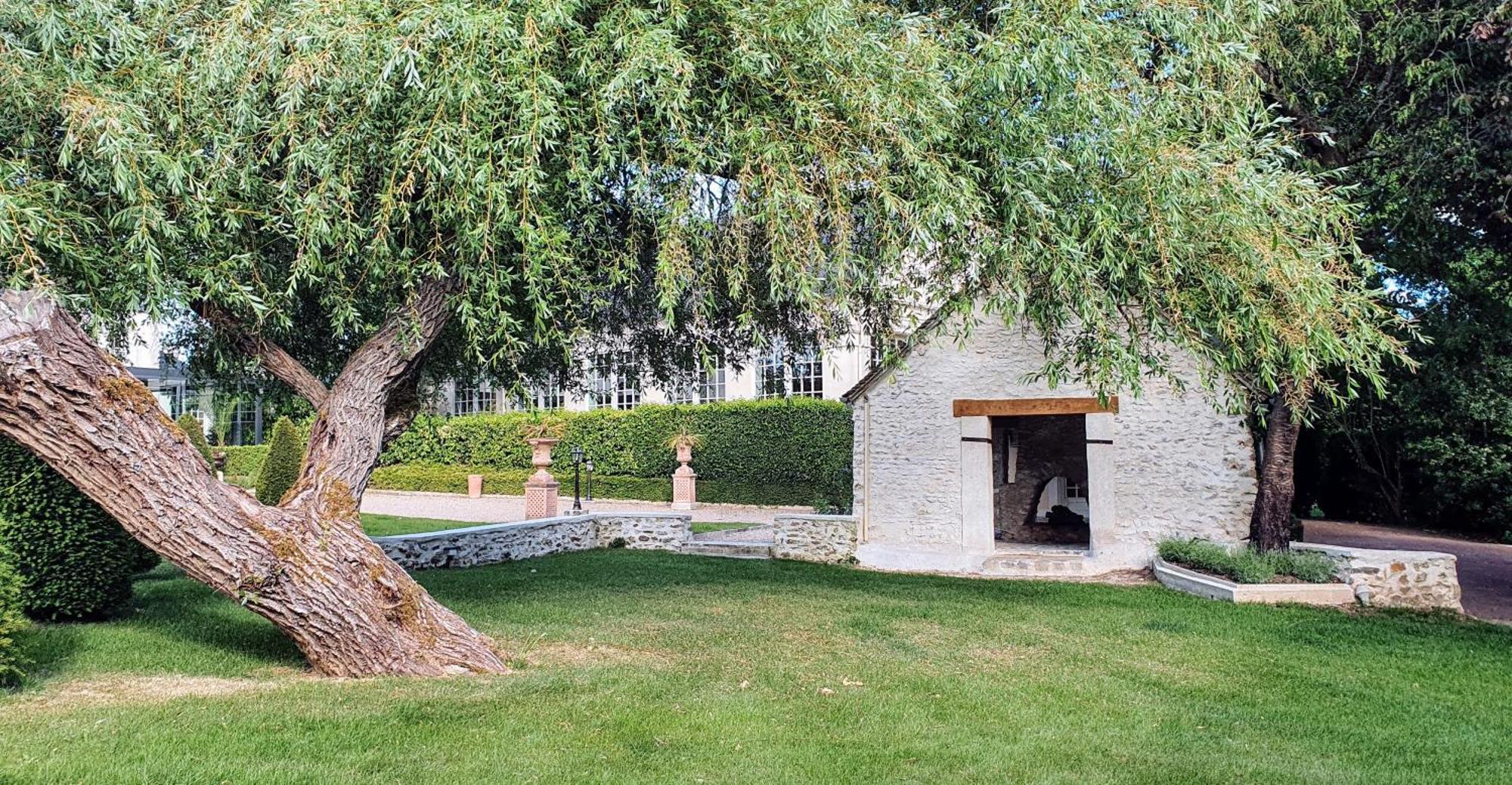 Domaine Des Clos Vallees Longnes Kültér fotó